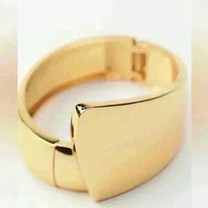 🔥🔥Zara Gold cuff bracelet